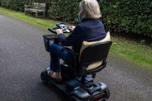how long do electric scooter batteries last